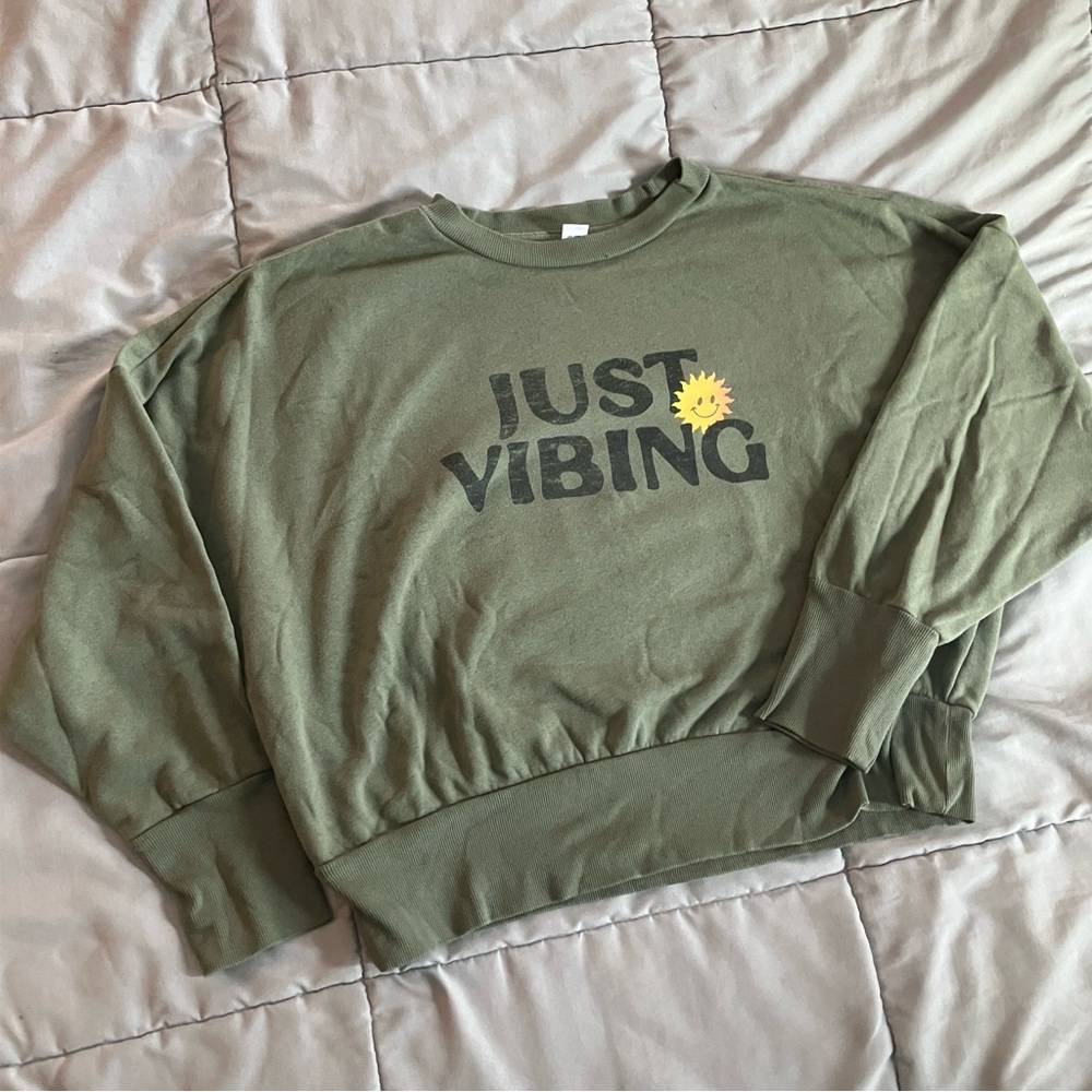 🩷2/$10  Old Navy Crop Sweatshirt Women’s XL